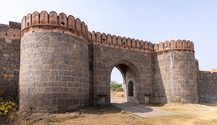 Palashi Fort, Palashi, Maharashtra, India